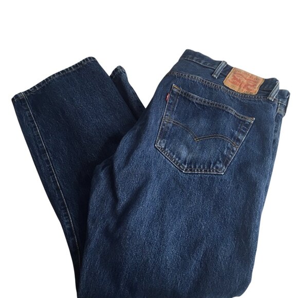 Levis 501 Jeans Mens 42x30 Blue Denim Straight Leg Button Fly Classic Fit - Picture 1 of 16